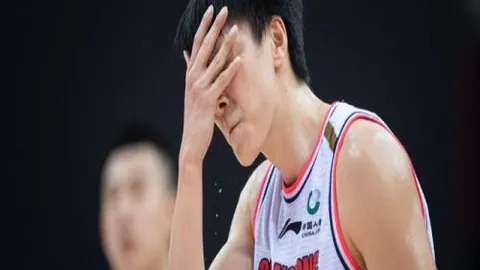 瑟洛特自信：面对巴萨客场挑战，晨醒即预感进球良机。